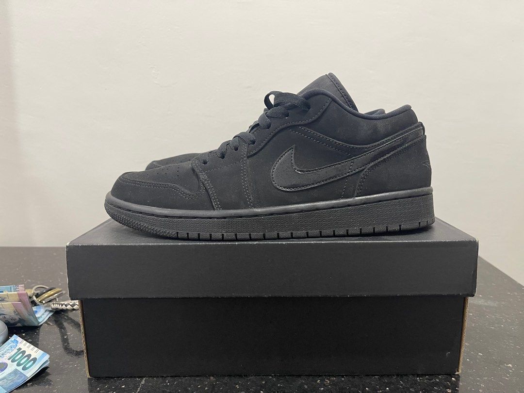 j1 low triple black