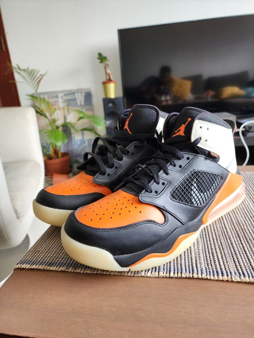Jordan Mars 270 Shattered Blackboard US11 UK10 45