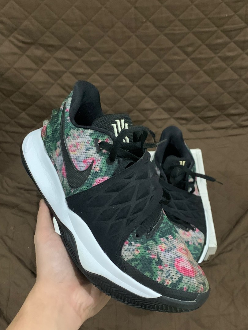 Kyrie 1 top floral