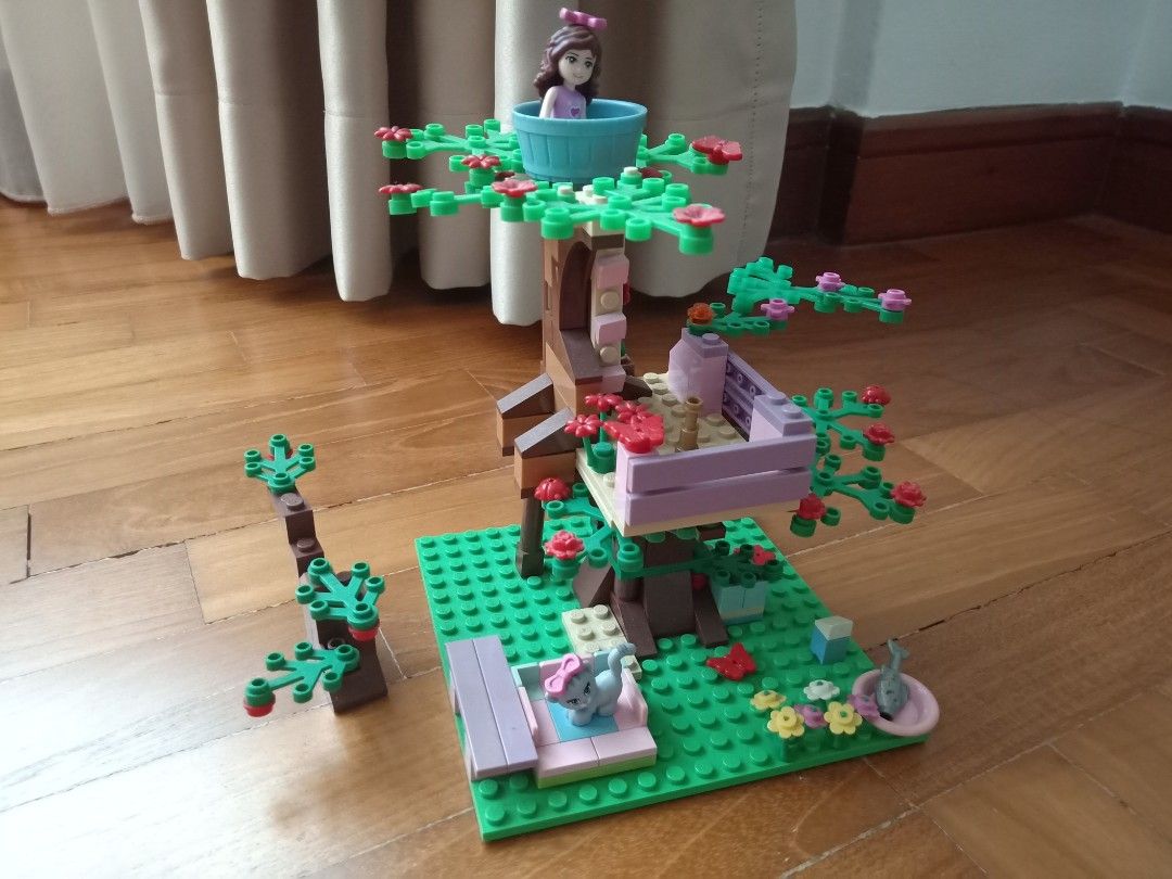 Lego friends hot sale emma's tree house