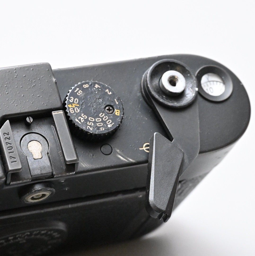 Leica M6 classic, Photography, Cameras on Carousell