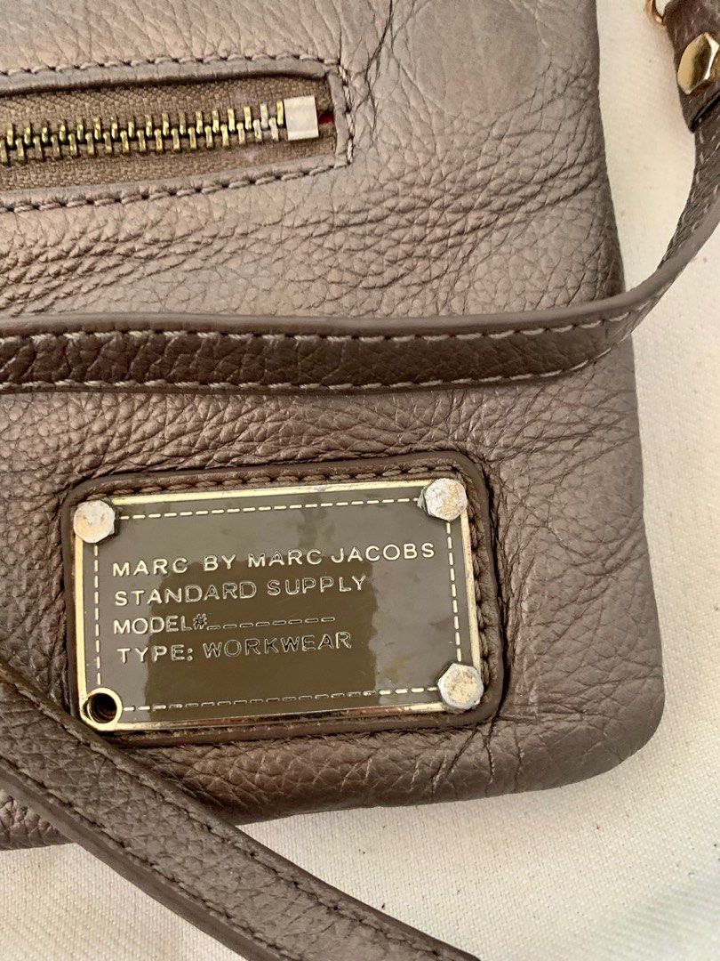 MARC JACOBS SLING BAG 😊 💼 - Lord & Lady Skin Care - Main