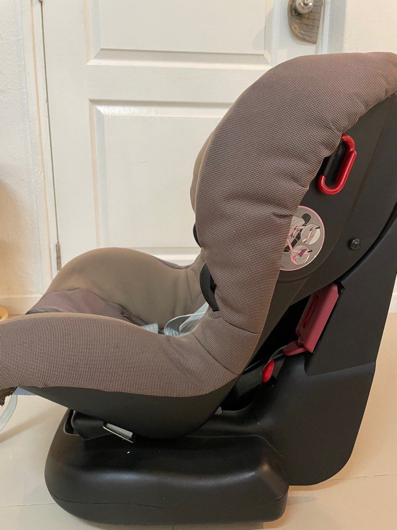 Maxi Cosi 9-18kg Made in Holland, Babies & Kids, Going Out, Car Seats ...
