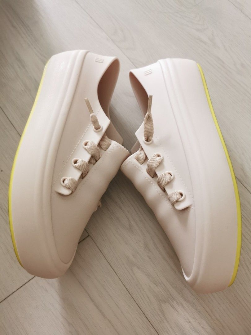 Melissa ulitsa outlet sneaker ad