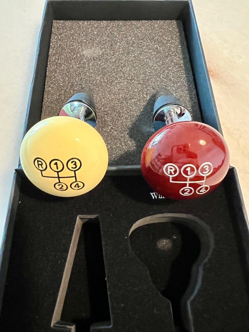 Mercedes wine stoppers, TV & Home Appliances, Kitchen Appliances, Wine