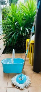 Mop bucket set