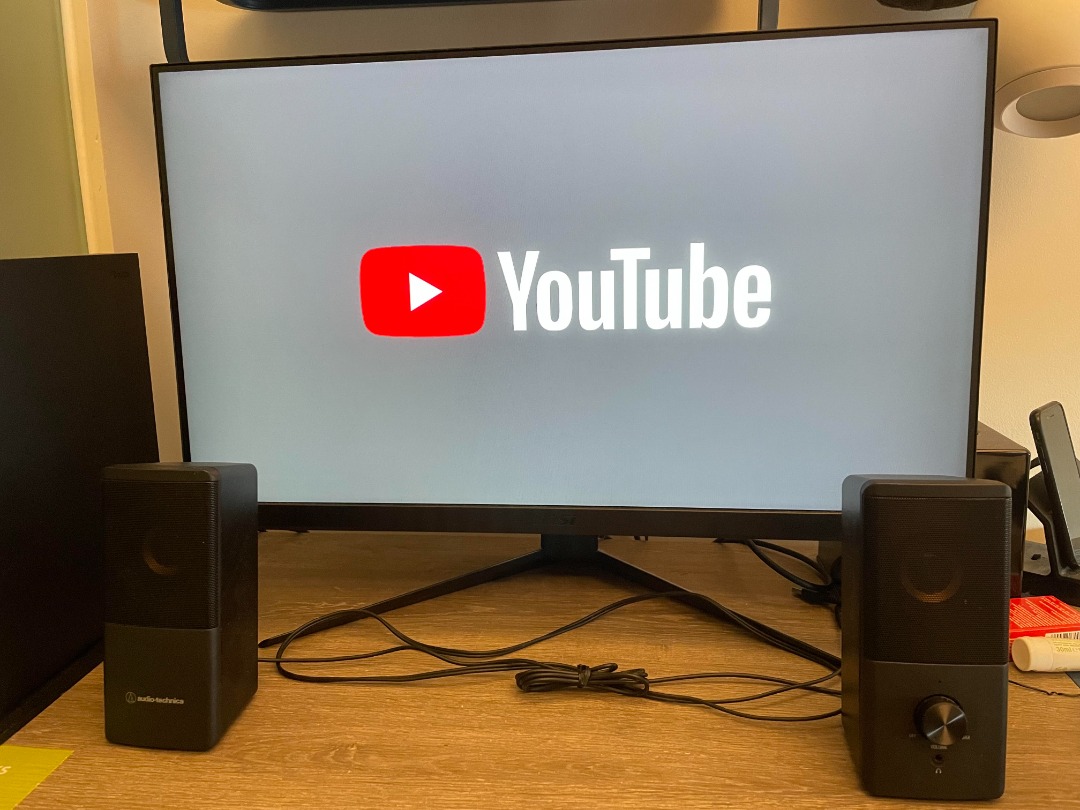 MSI Optix G271 Monitor + Audio Technica ATSP95 Speakers Gaming Setup