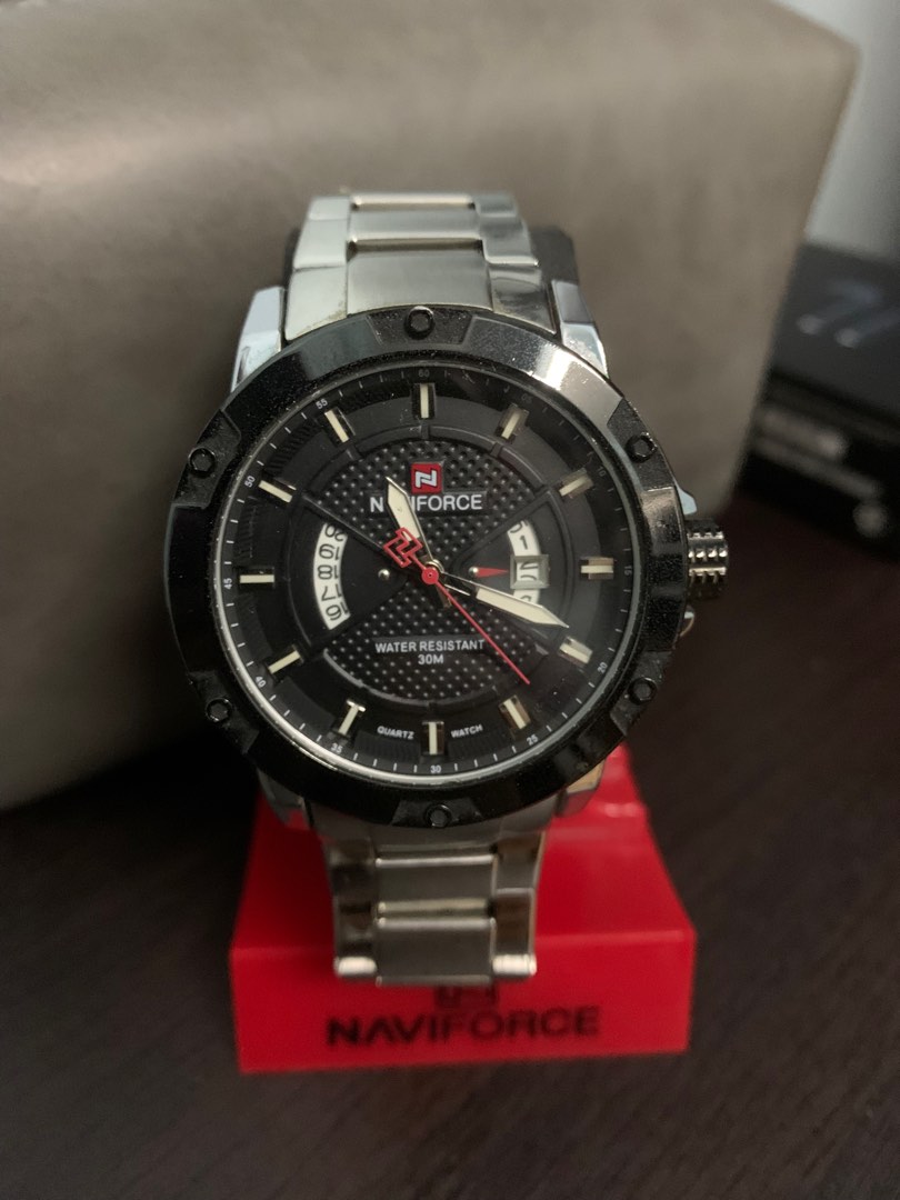 Naviforce nf9085m top