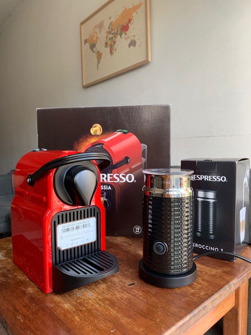 Nespresso Inissia + Aeroccino 3 (Coffee machine), TV & Home Appliances