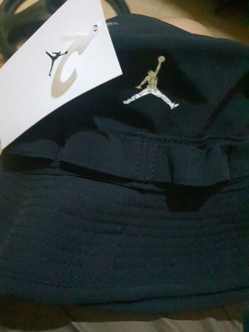 Jordan Jumpman Zion Bucket Hat + Nike Heritage 86 Adjustable cap as