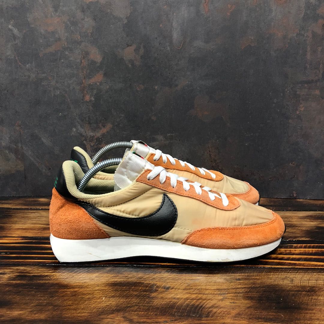 Nike tailwind deals 85