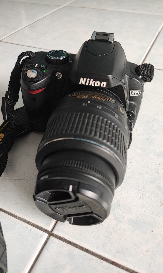 Nikon D60 (Camera + Len + Battery+ Charger + Limited edition Nikon Bag