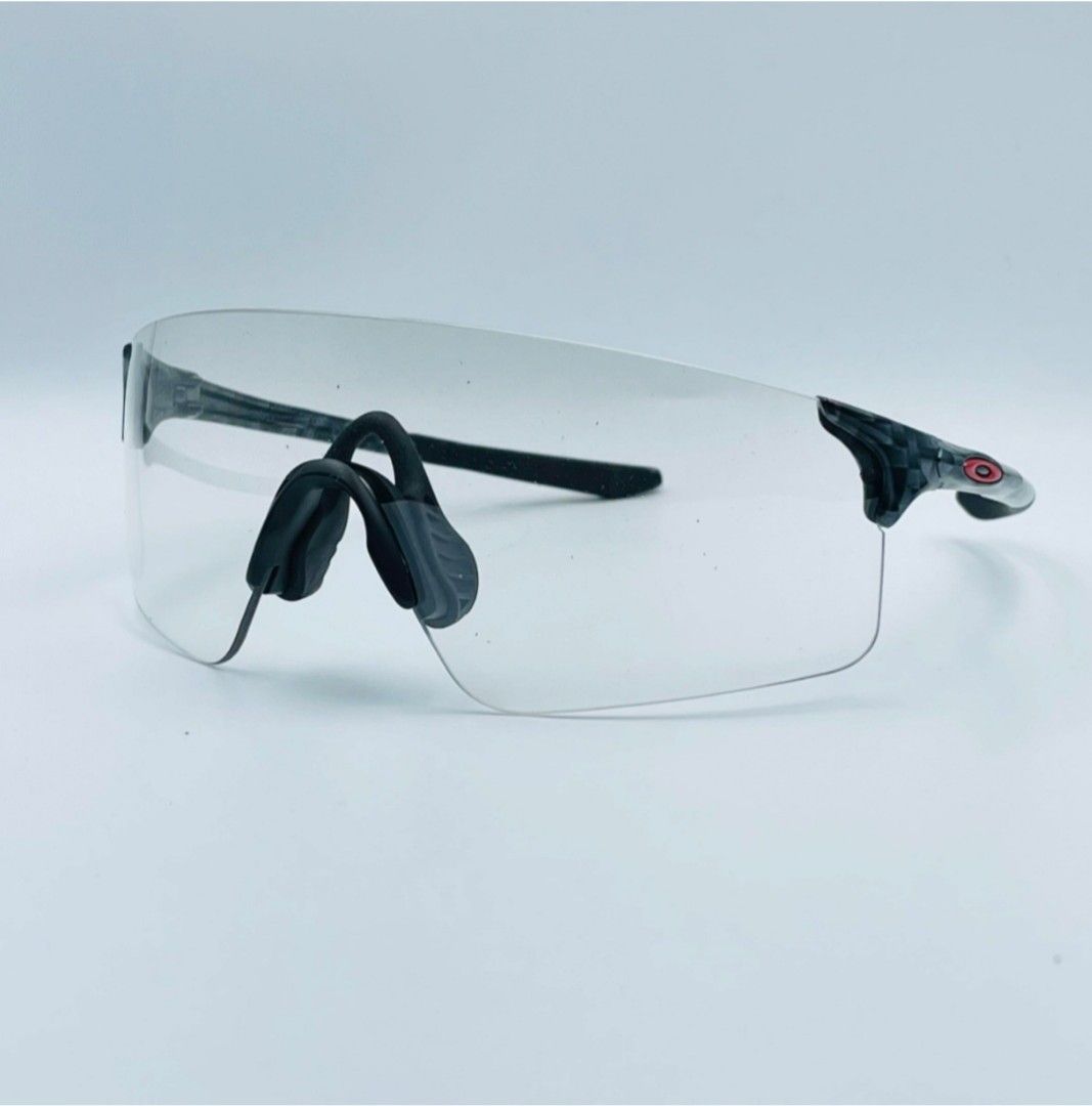 Oakley EVZero EV Zero blade carbon photochromic asian low bridge fit ...
