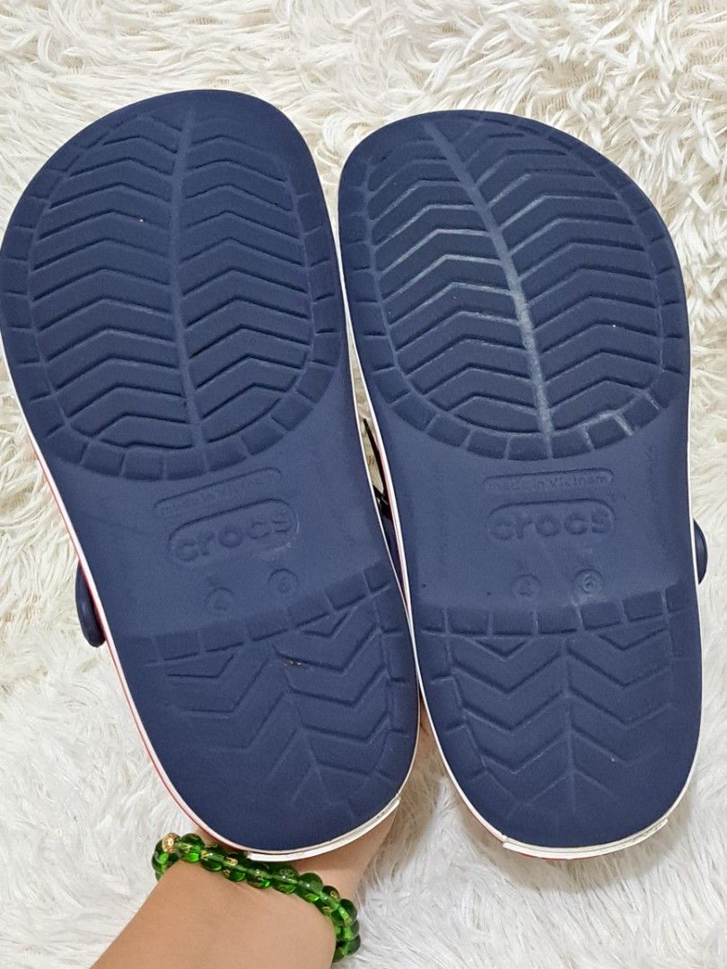 original preloved crocs adult, Women's Fashion, Footwear, Shoe inserts on  Carousell