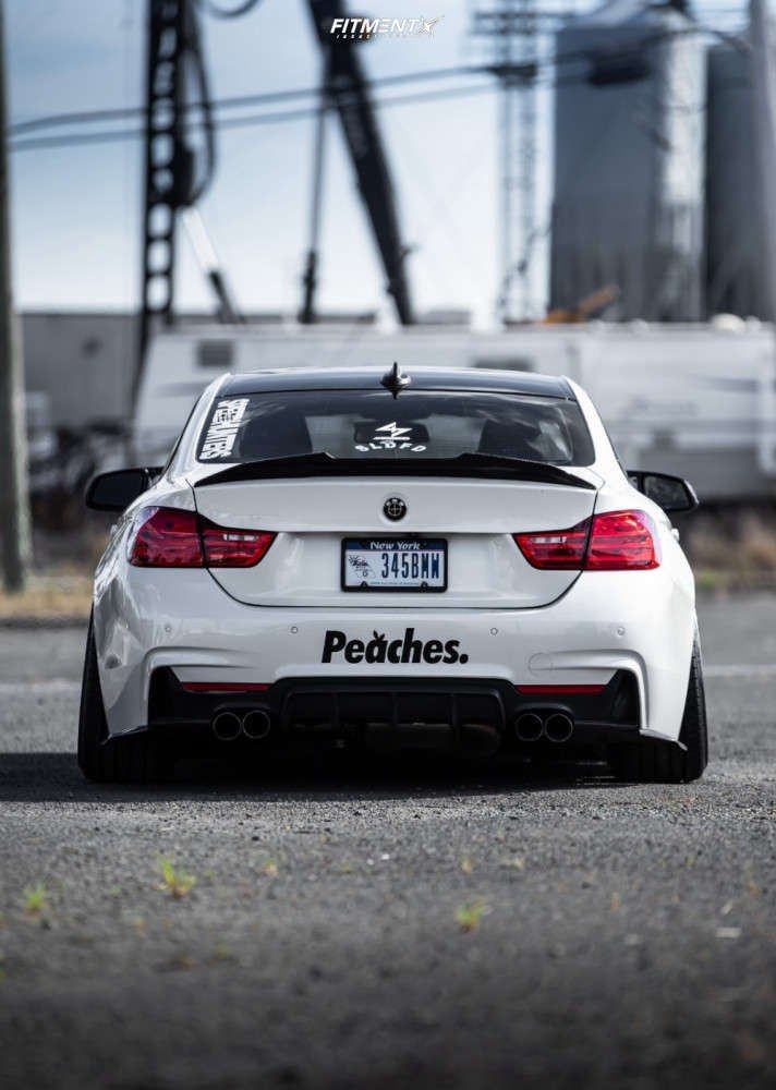 Peaches car online sticker