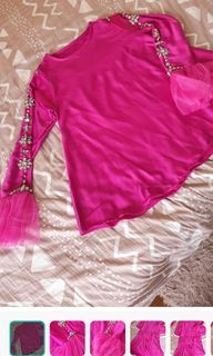 Pinkish kurung