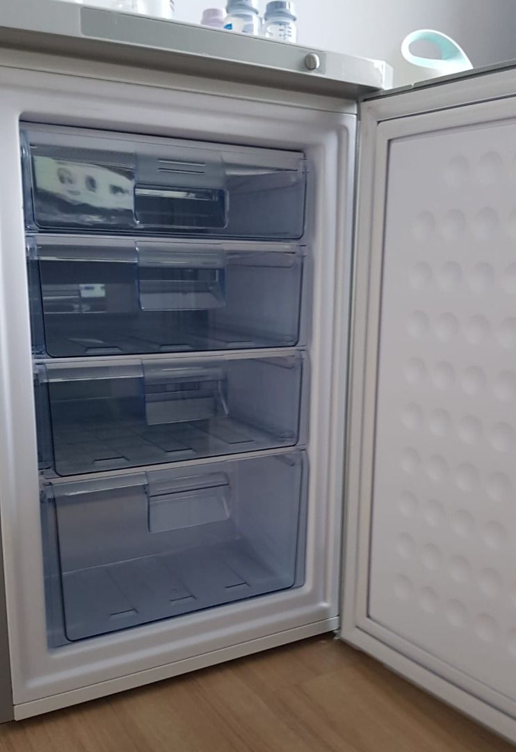 PowerPac Upright Freezer 90L (breast milk storage only), Babies & Kids