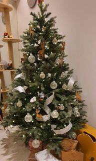 Premium Artificial Christmas Tree 6Feet Tall
