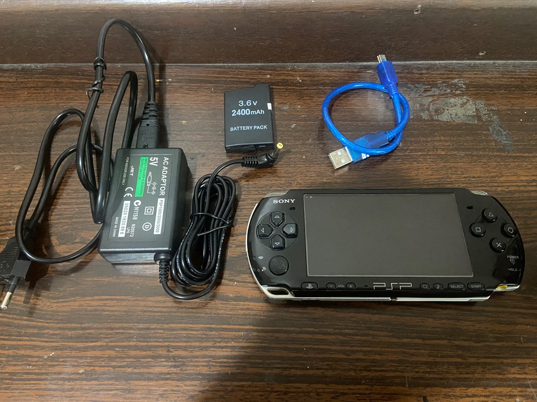 Sony PSP 3006 Playstation Portable Console, Video Game, Konsol di Carousell