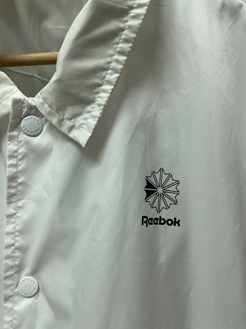 Reebok CL GP Coach Windbreaker Men s Fashion Coats Jackets and Outerwear on Carousell