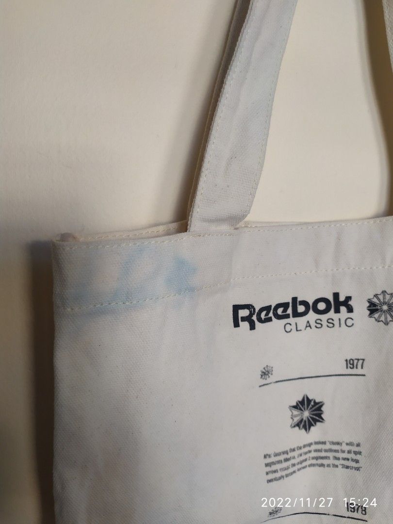 Reebok Classic Canvas Tote Bag, Women's Fashion, Bags & Wallets, Tote Bags on Carousell