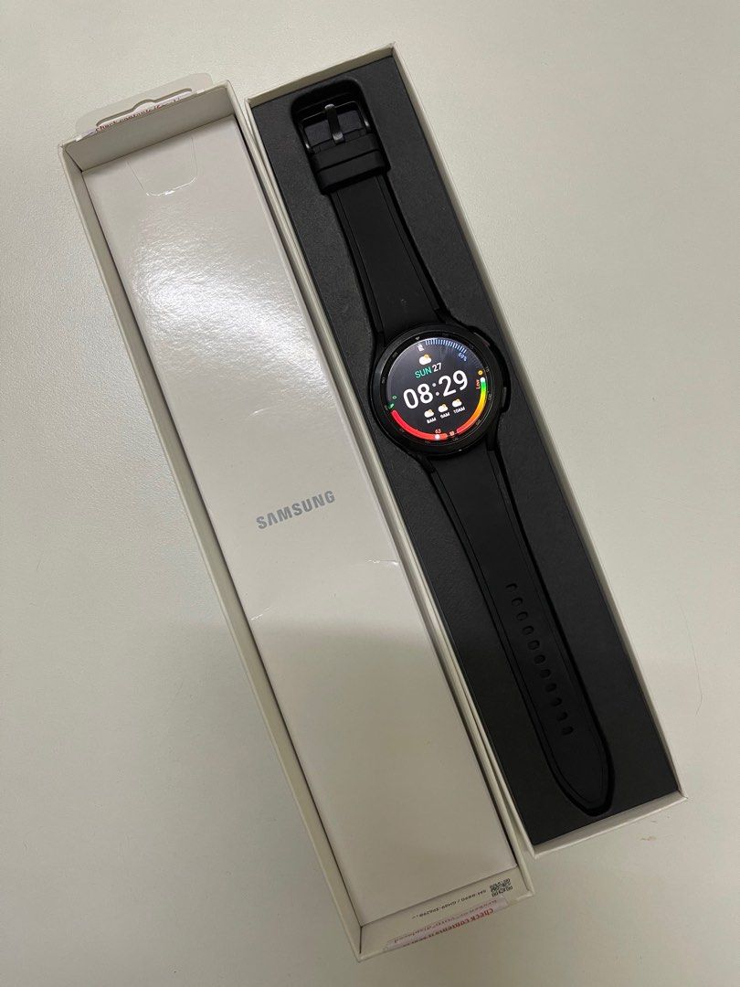 SAMSUNG watch 4 classic, Men's Fashion, Watches & Accessories, Watches