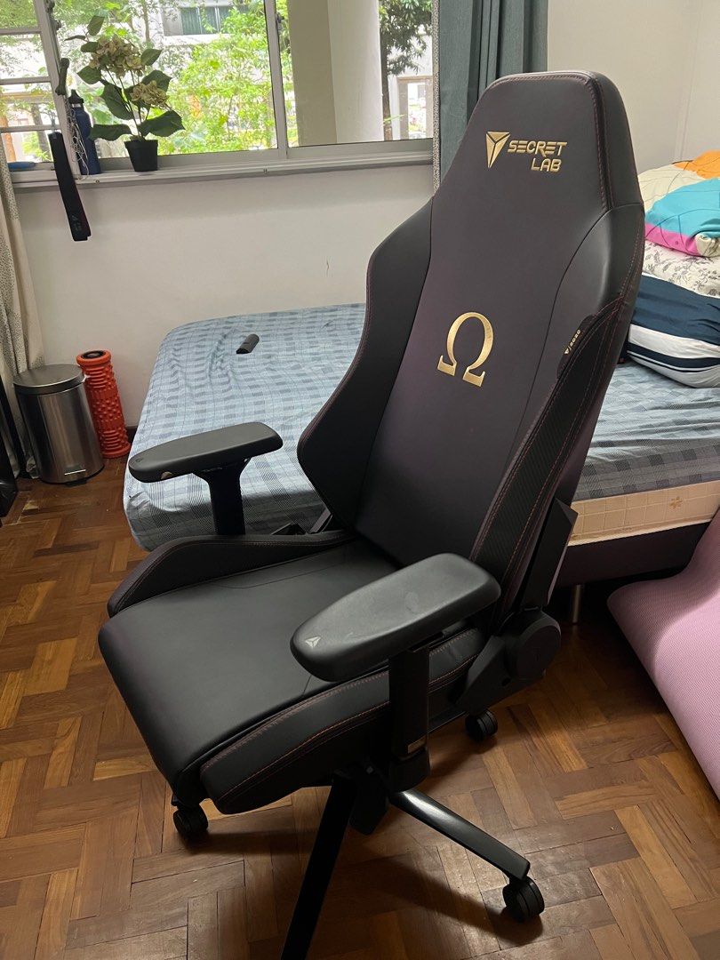 Secretlab OMEGA 2020 Stealth (Prime 2.0 Leather) with Premium Leather