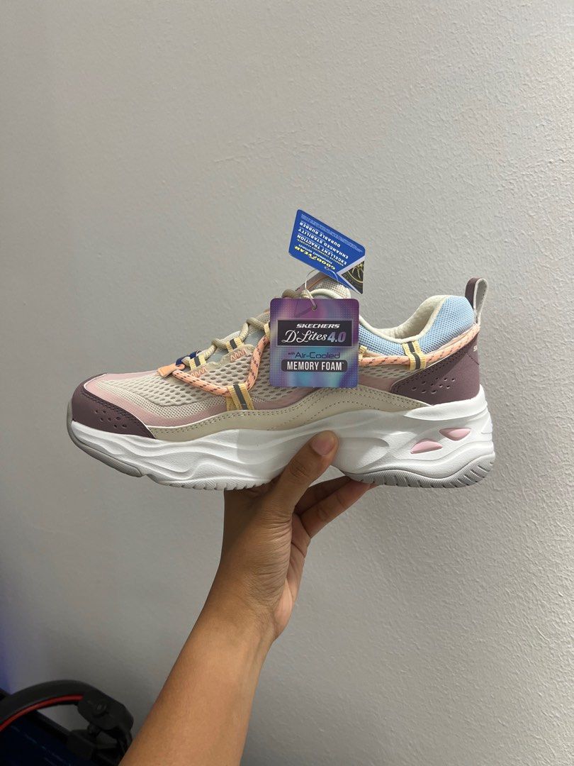 Jd sports skechers top memory foam