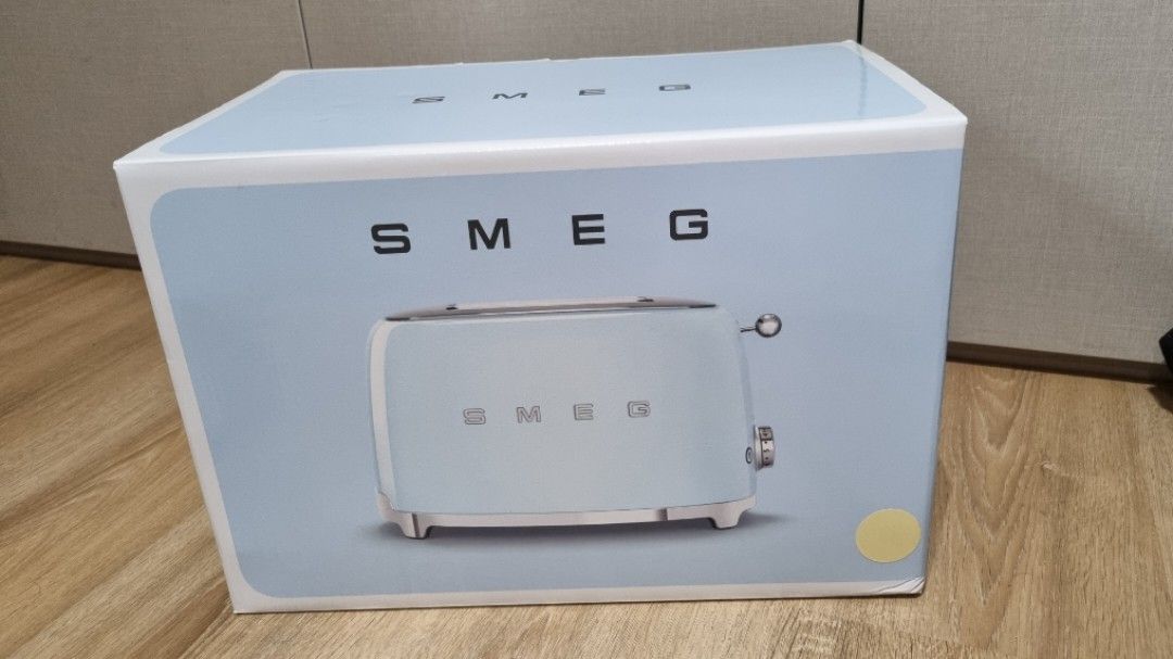 SMEG toaster in cream, TV & Home Appliances, Kitchen Appliances, Ovens