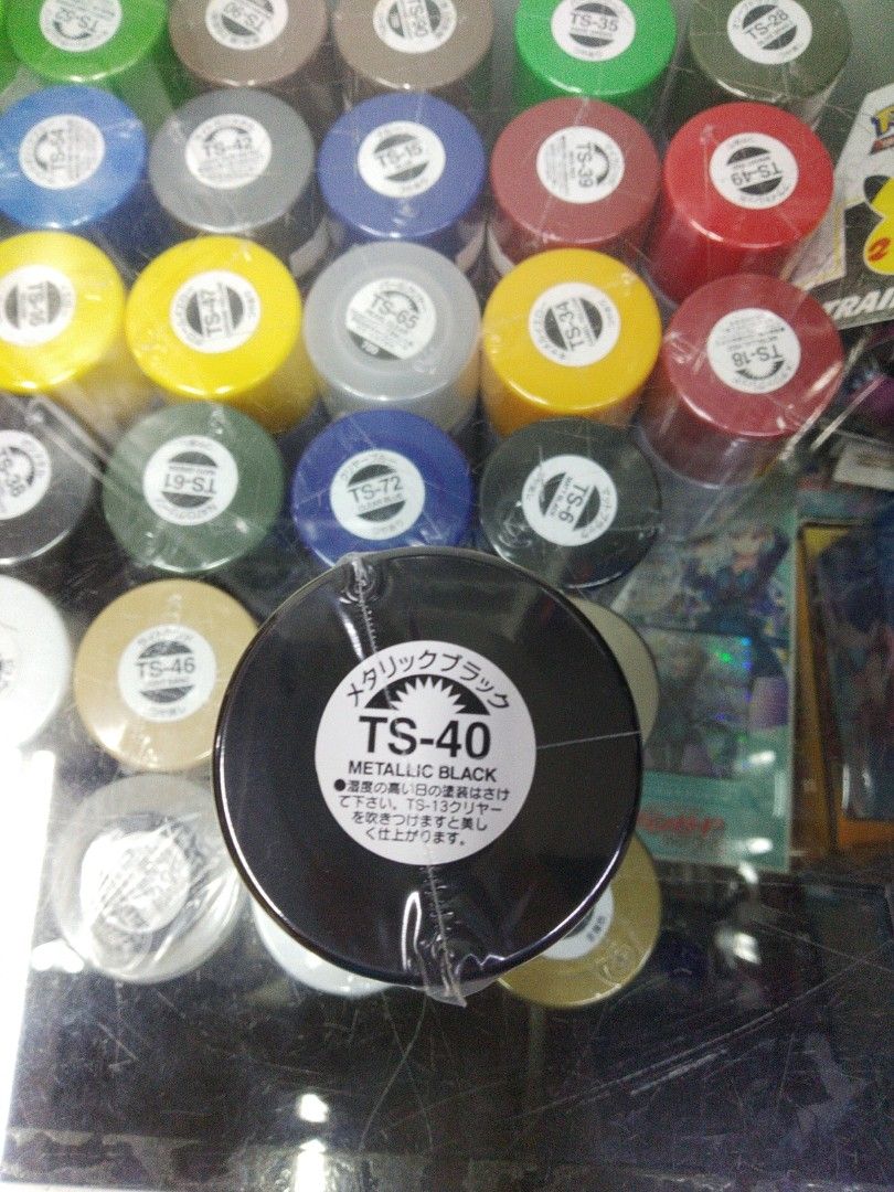Tamiya TS40 Metallic Black Spray Paint for Plastic, Hobbies & Toys