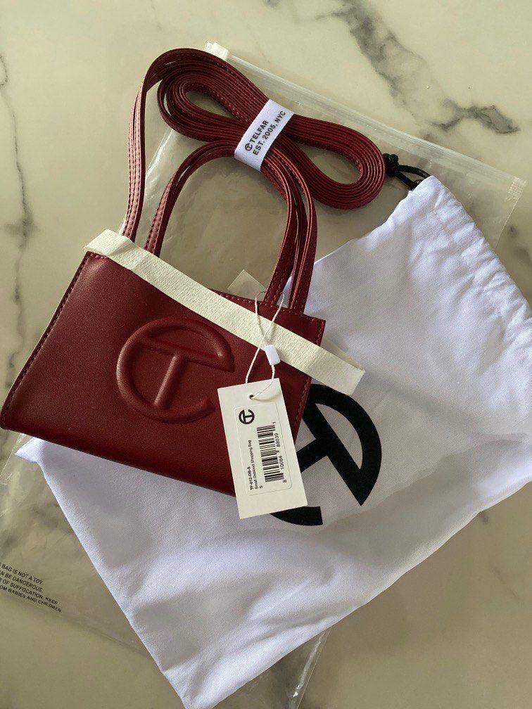 Telfar hotsell oxblood bag