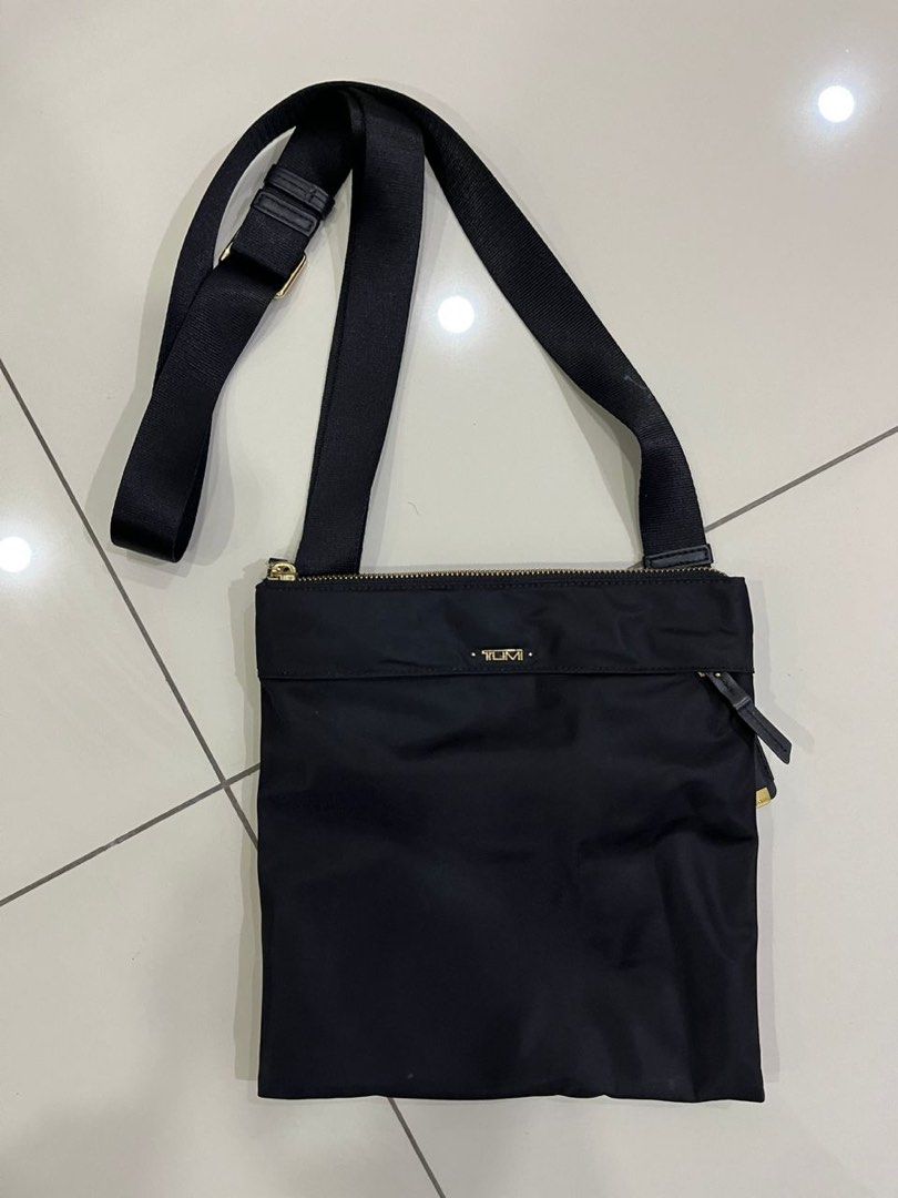 Tumi crossbody bag, Women's Fashion, Bags & Wallets, Cross-body Bags on ...
