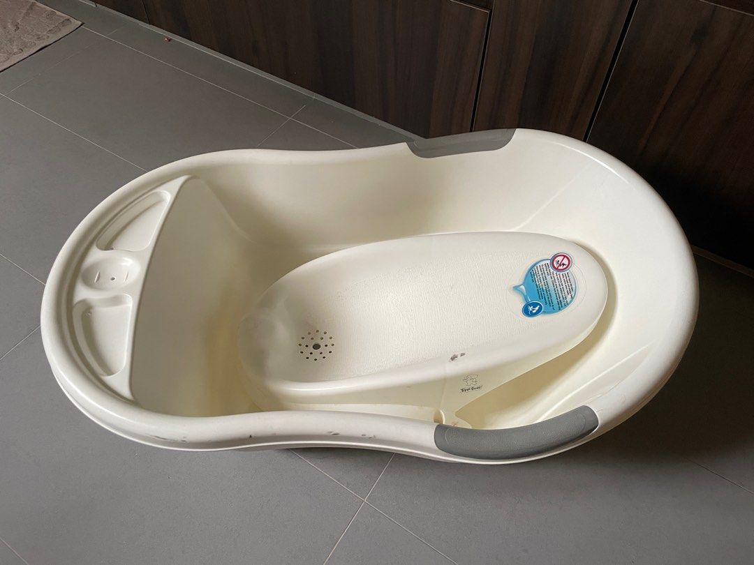 UK Brand - Baby Bath Tub & Infant Insert, Babies & Kids, Bathing ...