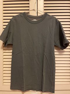 UNIQLO短袖上衣