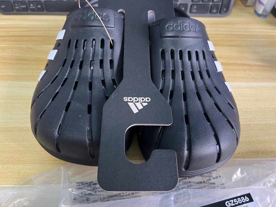 Us 8 Adidas adilette clog slide, Men's Fashion, Footwear, Flipflops and  Slides on Carousell