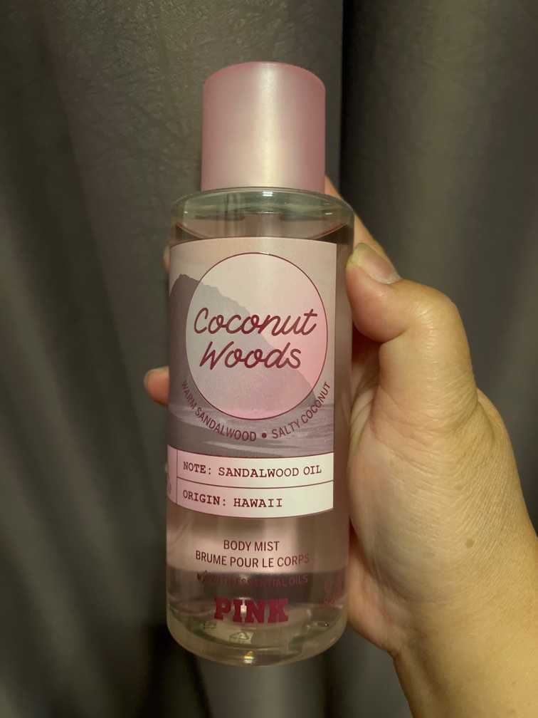 VS PINK Coconut Edition Body Fragrances🥥🌴🌷, Gallery posted by  𝑳𝒊𝒚𝒂𝒉 𝑳𝒐𝒗𝒆𝒍𝒊🌷