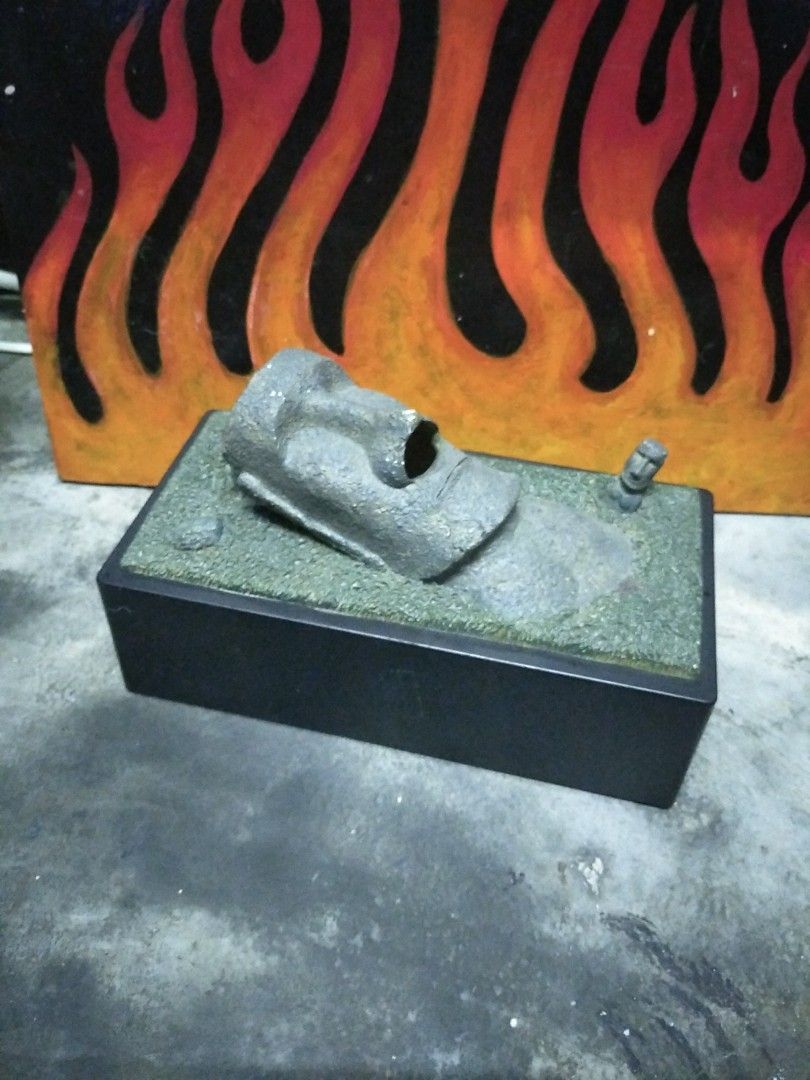 Vintage Easter Island Moai Tissue Dispenser, Hobbies & Toys