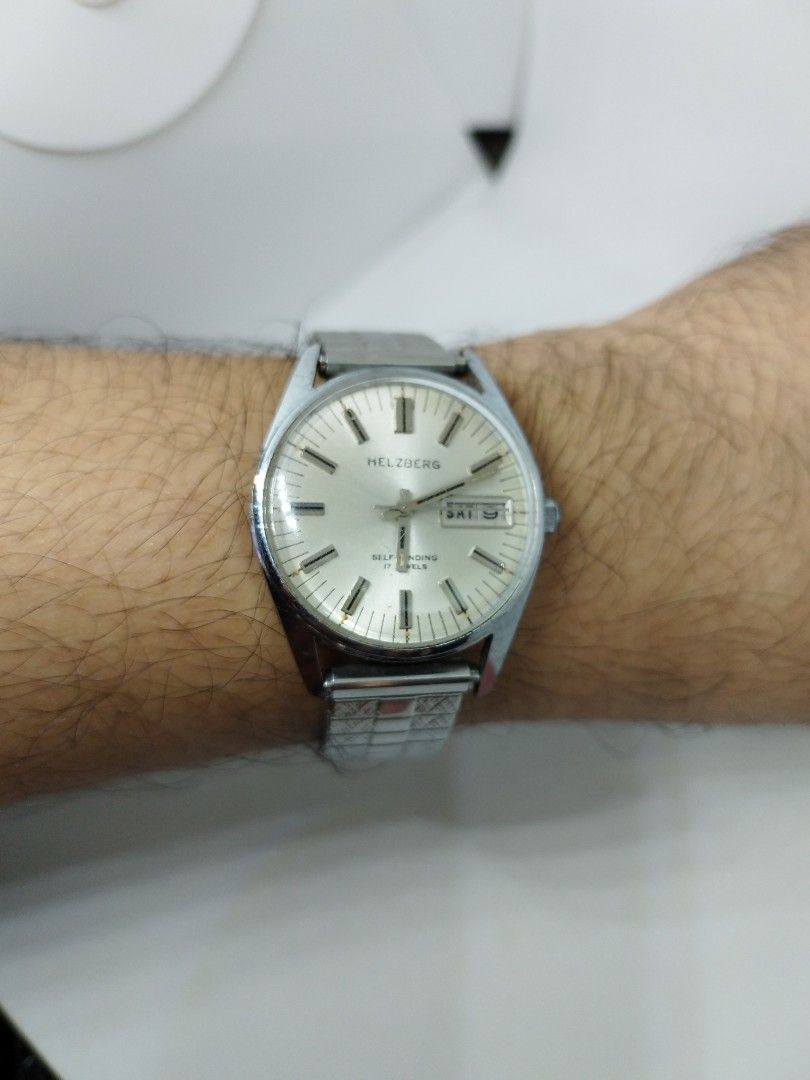 Vintage Helzberg Men s Watch