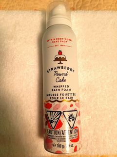 WHIPPED BATH FOAM Strawberry Poundcake