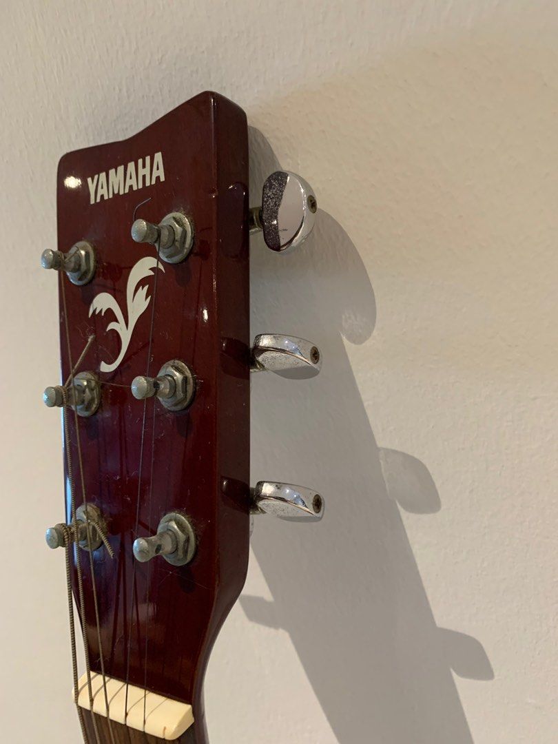 Yamaha FX370C electro acoustic guitar, Hobbies & Toys, Music & Media ...