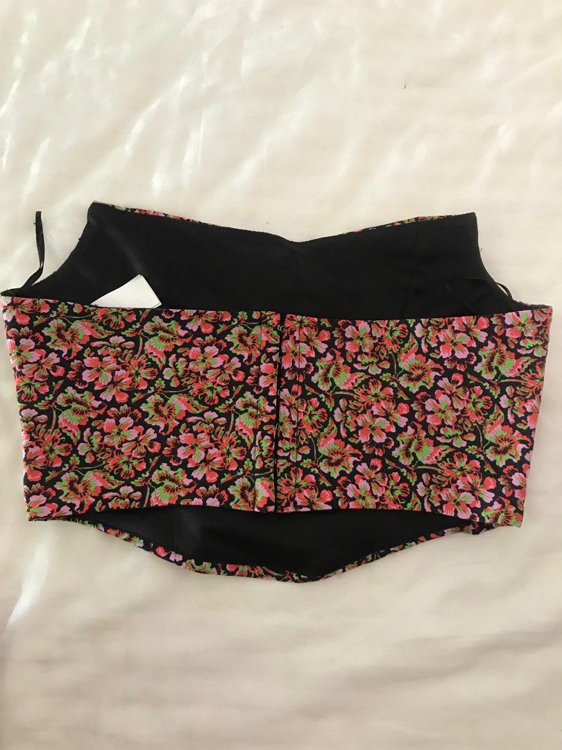 Zara floral corset top, Women's Fashion, Tops, Others Tops on