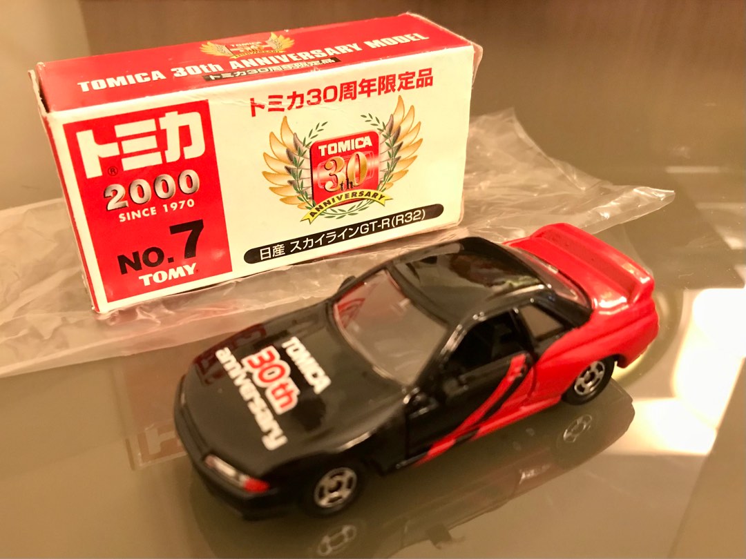 ジ*イ様 トミカ　まとめ売り ミニカーショップ ケンボックス トミカ 黒箱☆6☆日産