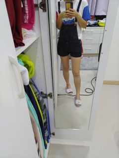 可愛黑色吊帶褲🧚🏻‍♀️