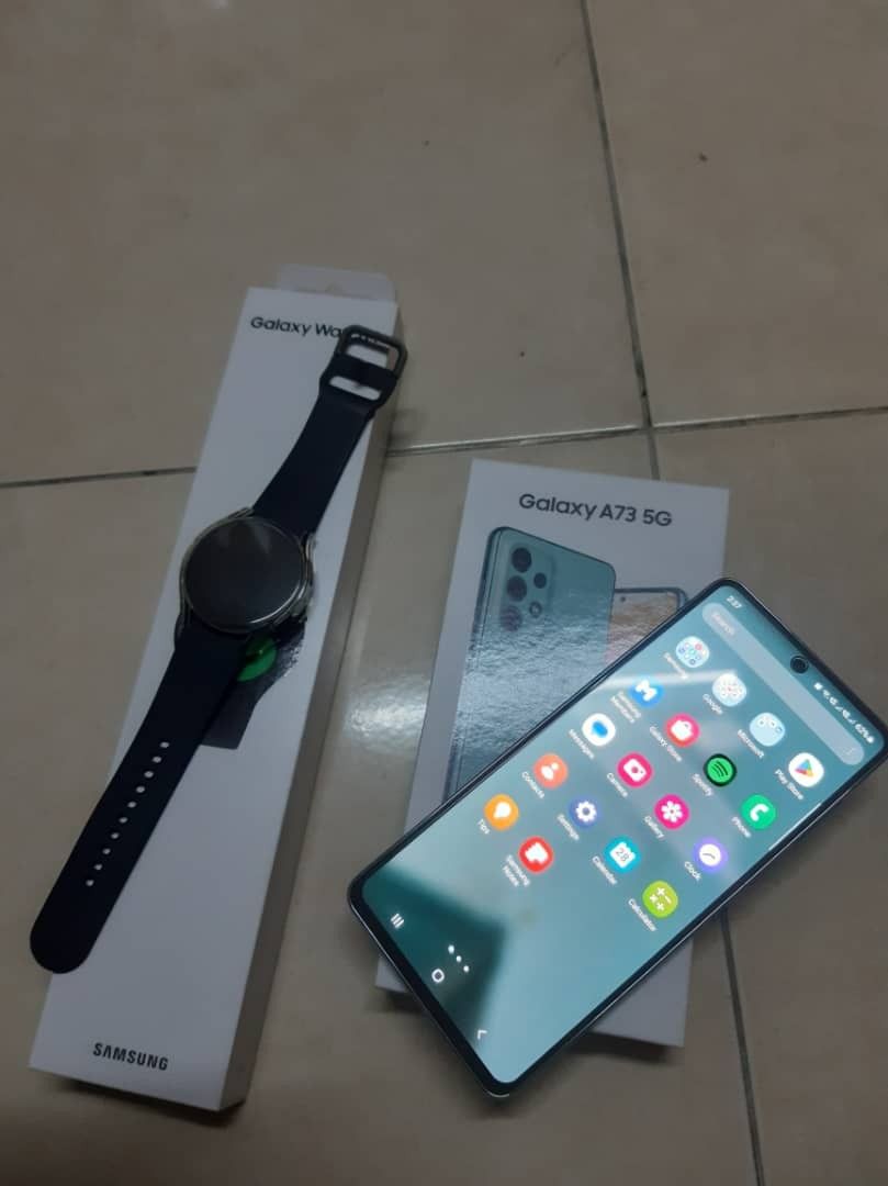 Samsung a73 with watch Clearance