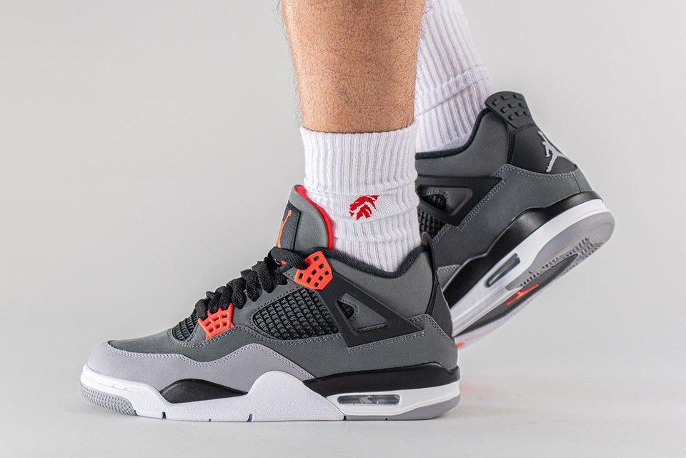 Air Jordan 4 Retro Infrared