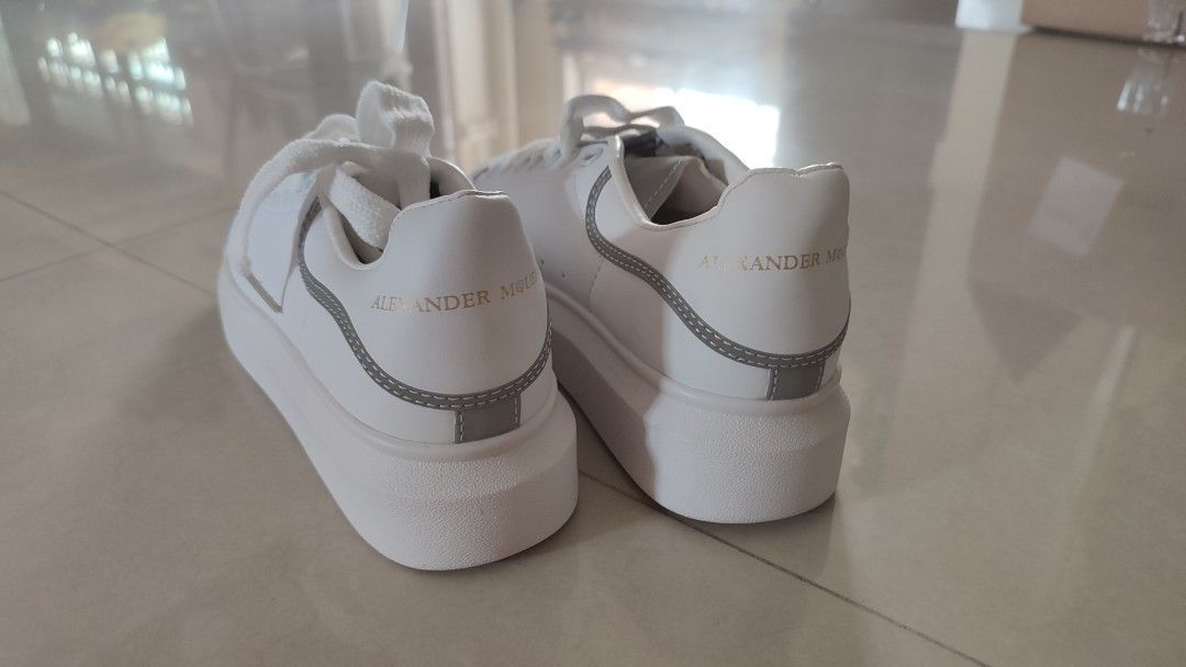Alexander mcqueen size clearance 39