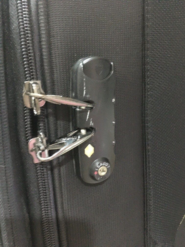 American Tourister 30 Inch Authentic Luggage, Hobbies & Toys, Travel