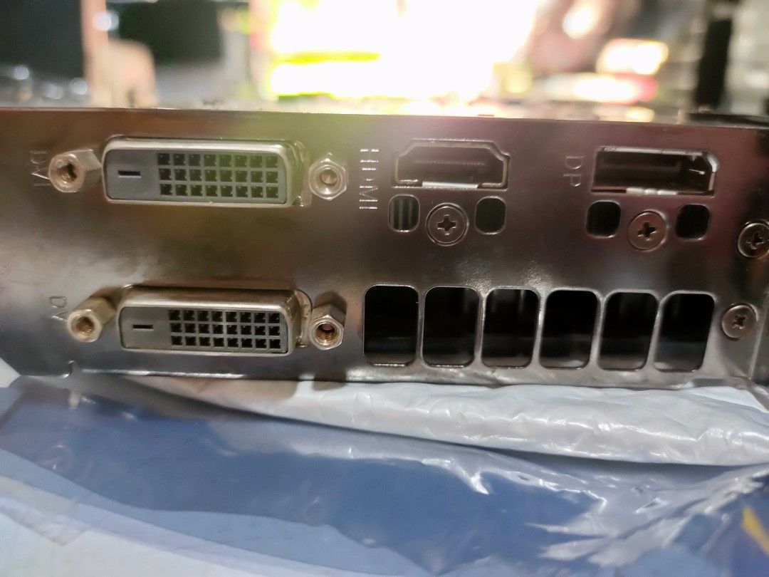 Asus Rx 580 8gb 256bit ddr5 (Category: Computer Parts) located in Caloocan City. Submitted by olxph_372337775 (Listing ID 1199763033, Image 2). Description: asus rx 580 8gb 256bit ddr5.