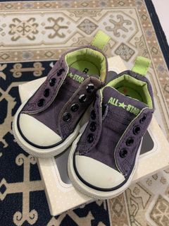 Baby converse shoe