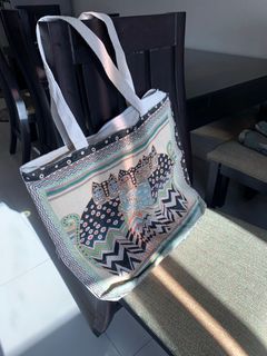 Bangkok embroidered beach bag